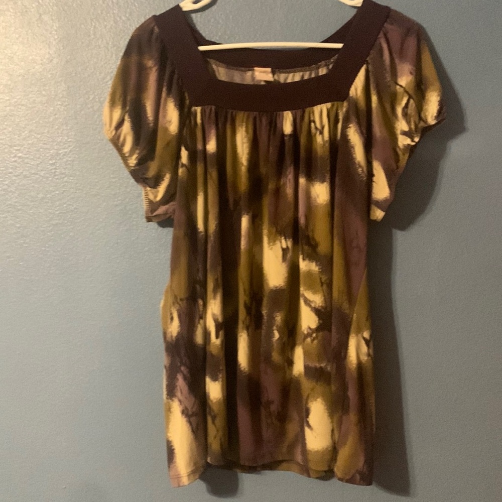 Flattering pullover blouse